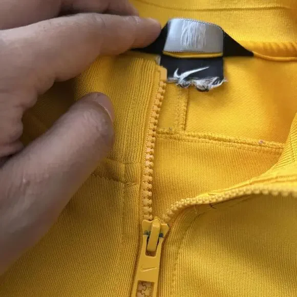 Nike Juventus Yellow Track Jacket Men's Windbreaker - Picture 5 of 7
